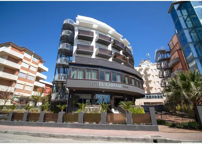 Hotel Caraibi - Long Breakfast Until 11-00 And Dinner Milano Marittima